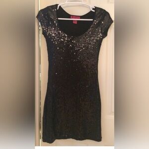 NWOT 100% sequins dress